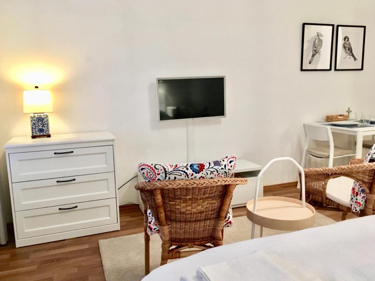 Farmer'S Market Apartments Wina Bagian luar foto