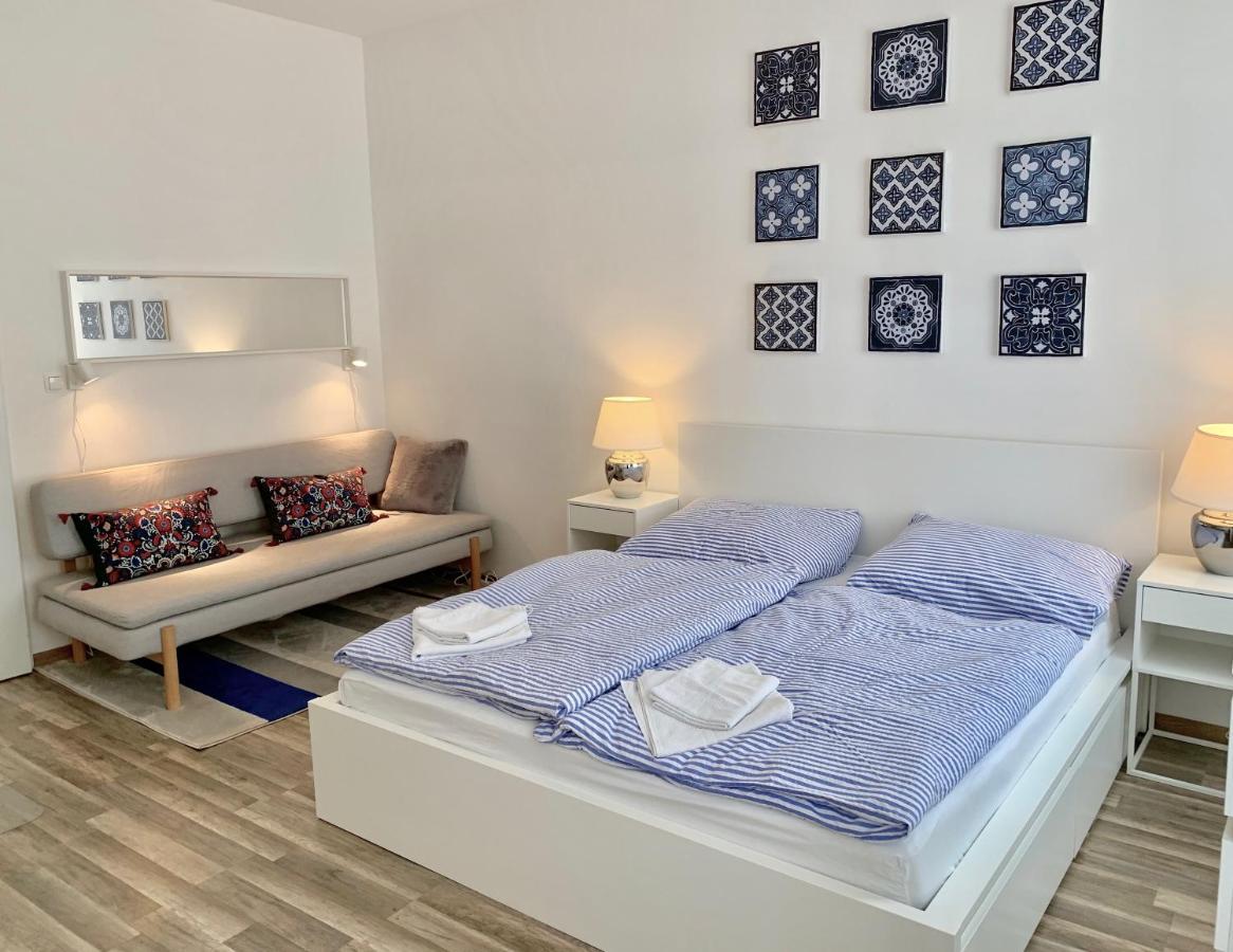 Farmer'S Market Apartments Wina Bagian luar foto